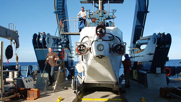 What It’s Like to Explore a Deep-sea Canyon for the First Time 