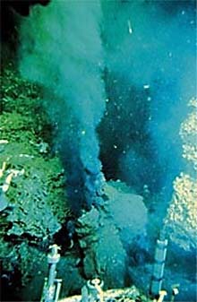 Black smoker hydrothermal vents Black smoker hydrothermal vents