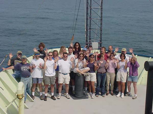 The 2003 Mountains in the Sea science team