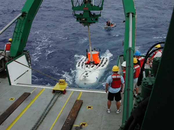 The launch of the submersible Pisces IV