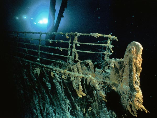 Bow and railing view of the Titanic