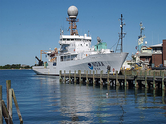  NOAA Ship Ronald H. Brown