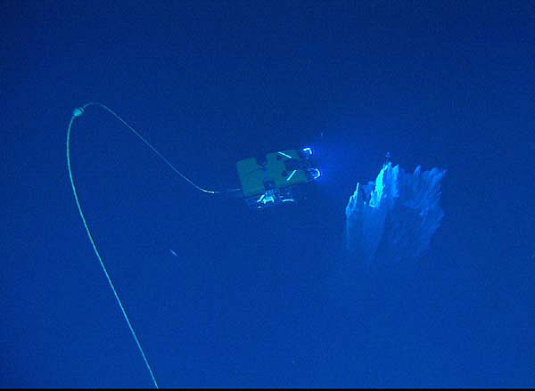 Hercules in the deep sea of the mid-Atlantic Ocean