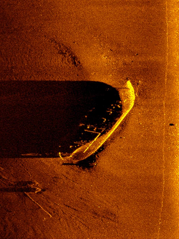 Basic sidescan sonar produced this image of the Prudence Island shipwreck. 