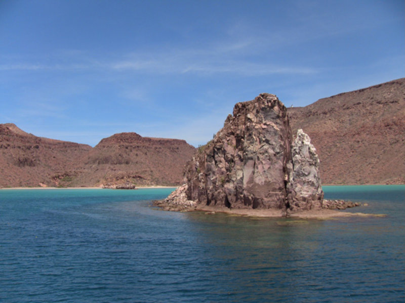 The research team collected cores and bulk samples from inside Candelero Bay. The current terrestrial portion of the bay has numerous archaeological sites, two paleostream channels that extend onto the submerged landscape, and an active fresh water source.