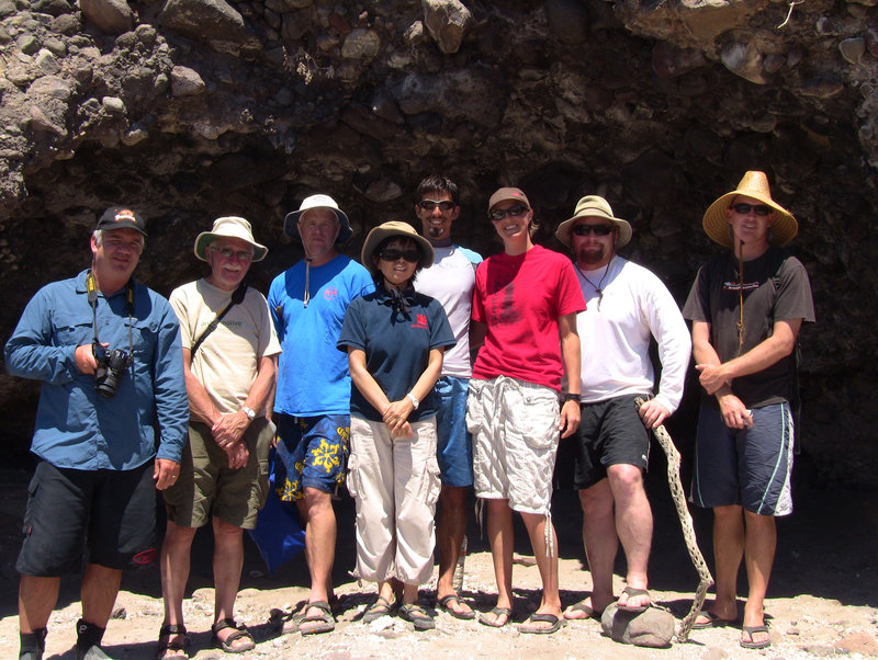 The research team in front of Covacha Babisuri, a late Pleistocene-age archaeological site inside of a rockshelter on Isla Espiritu Santo. The site was discovered and excavated by Harumi Fujita. From left: Loren Davis, Michael Glassow, Andy Hemmings, Harumi Fujita, Kaya Chotard, Amy Gusick, Clint Nelson, and Eric Hessel.