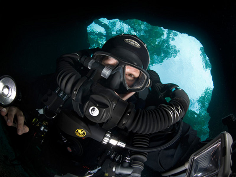 Jill Heinerth snaps a self portrait using her rebreather.