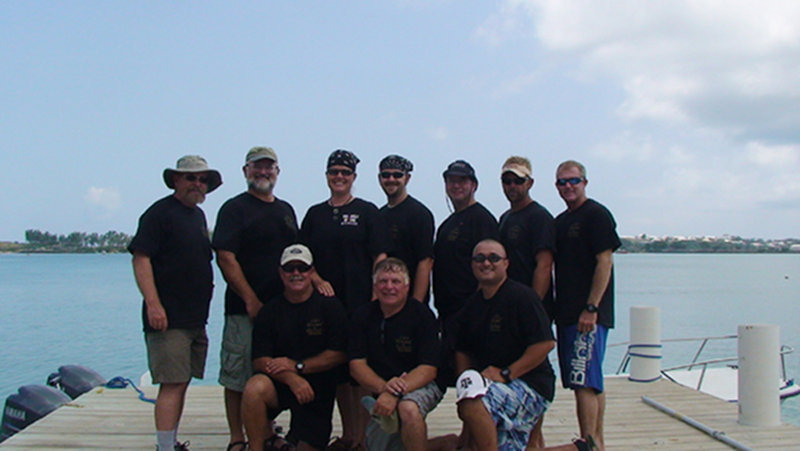 A group shot of the Bermuda Deep Water Caves team.