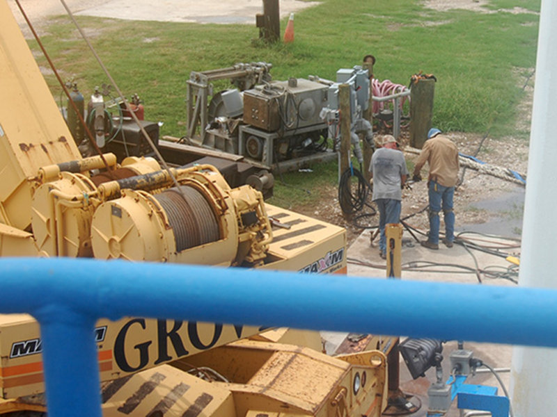 The crew prepares to load the Kraken2 ROV onto the ship.