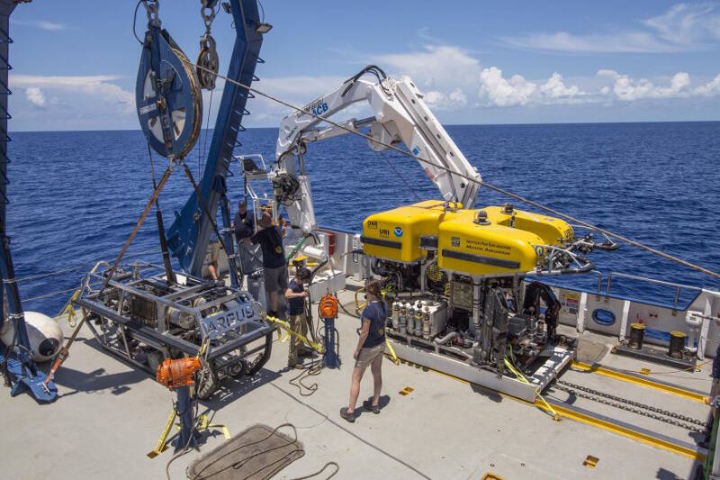 The Argus stabilizing platform and Hercules ROV on deck being prepared for a dive