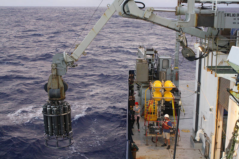 The CTD instrument package is launched to search for hydrothermal plumes at Ahyi seamount.