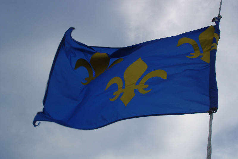 The historic French flag with its three fleur-de-lys will fly from the Roper during the final two cruises as we search for the lost French ships. This flag flew over Fort Caroline National Memorial and was given to us by National Park Service rangers.
