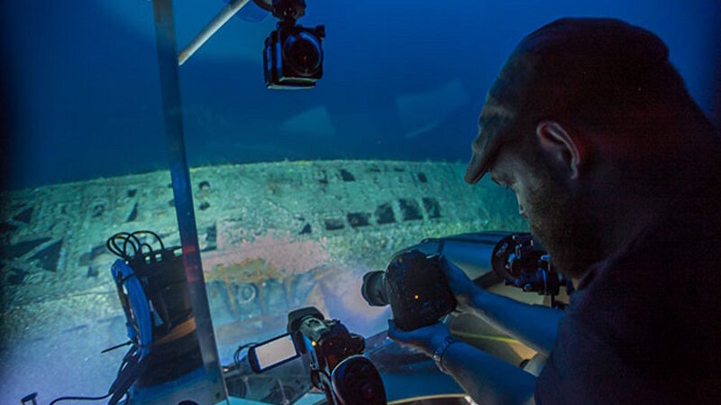 Joe Hoyt, Maritime Archaeologist with the NOAA Office of National Marine Sanctuaries, documents the damage to U-576. Image courtesy of Carmichael, Project Baseline - Battle of the Atlantic expedition.
