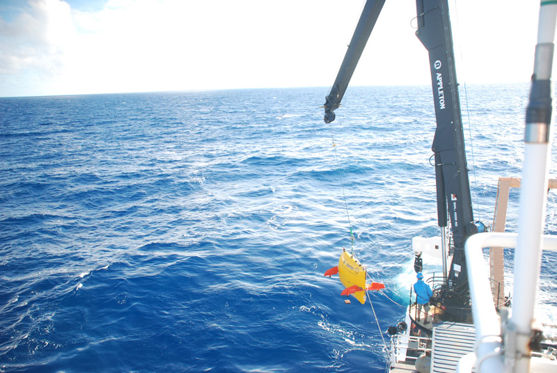 Sentry being deployed for an extended dive on August 31.