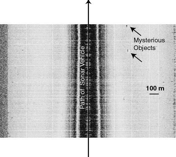 sidescan sonar image of mysterious objects on the floor of Astoria Canyon