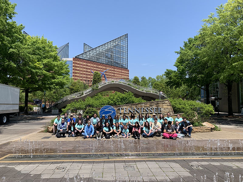 Students from Butler County’s marine biology class and STEM Club visit the Tennessee Aquarium to bring their studies to life.