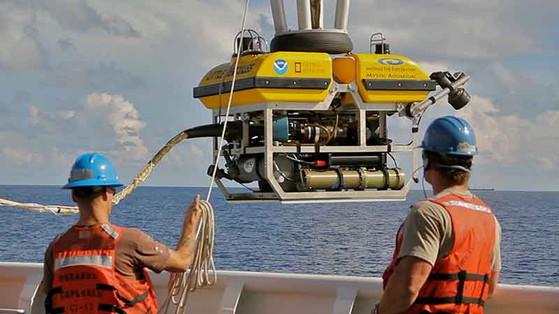 The <em>Okeanos Explorer</em> crew launches the vehicle during test dives off Hawaii.