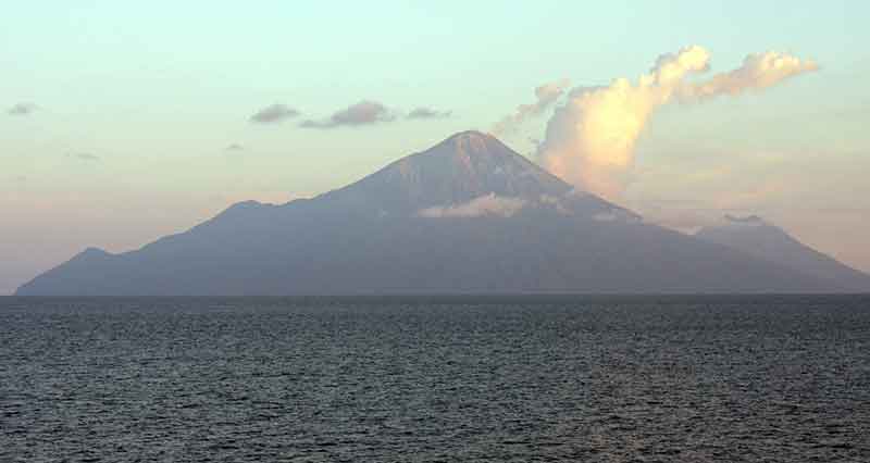 Siau is an active volcano rising 1,827 meters above the ocean and dropping steeply into the sea.