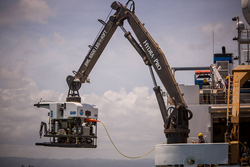 Remotely operated vehicle <em>Deep Discoverer</em> is deployed for a dive.