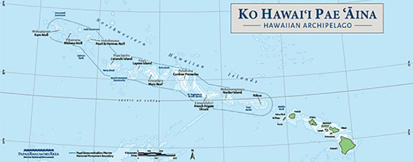 A map of the Hawaiian Archipelago showing the location of Papahānaumokuākea Marine National Monument in the Northwestern Hawaiian Islands (blue outlined area).
