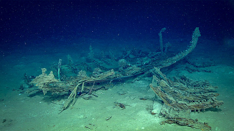 This unidentified wreck was first discovered by industry mapping surveys. It appeared to be a portion of a wooden vessel with a few metal items inside. 