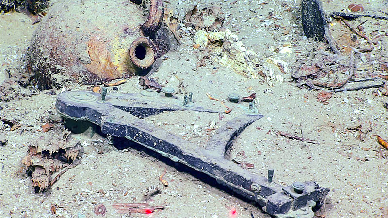 Image of an octant observed during Dive 09 of the Windows to the Deep 2018 expedition on the potential 19th century wreck. Imaging objects like this one can help to determine the age of the shipwreck.